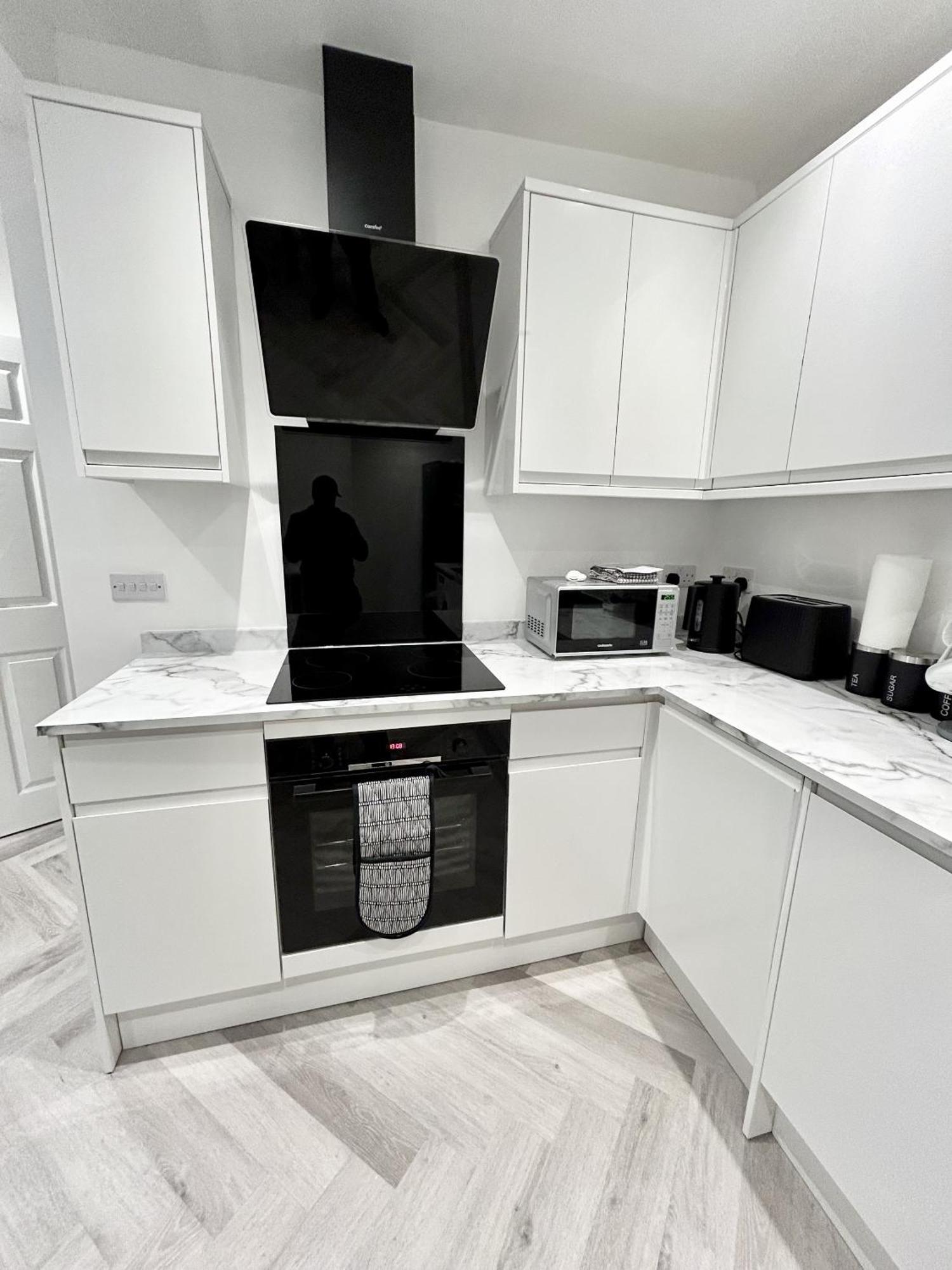 Lymer House - Stylish 3 Bedroom House In Wolverhampton Eksteriør billede
